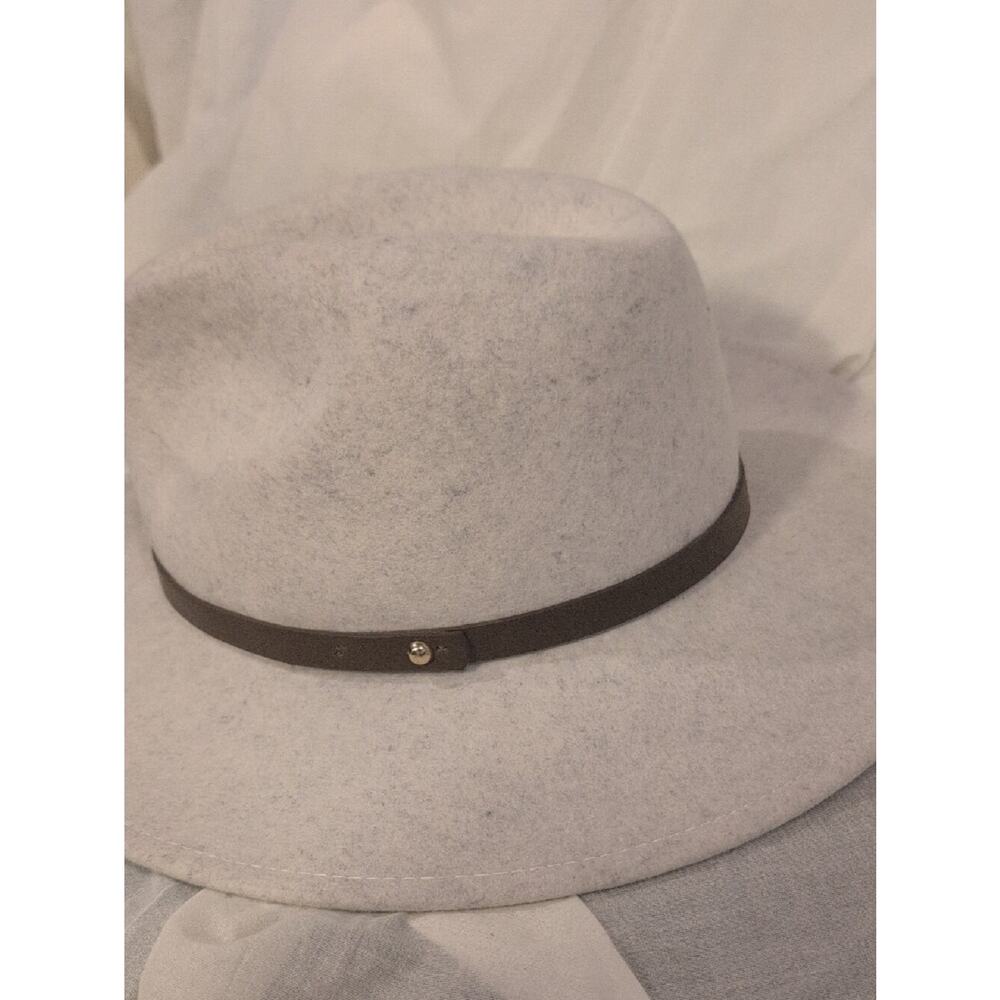 Cream Felt Hat with Leather Accent 100% Wool - Picture 5 of 6